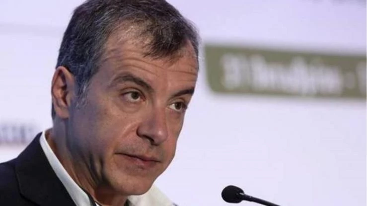 Θεοδωράκης κατά κυβέρνησης: Τα ψέματα και οι υποσχέσεις τους γκρεμίζονται μόλις χαθεί ο ήλιος